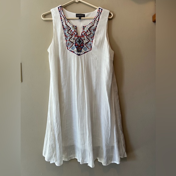 Luxology Dresses & Skirts - Luxology size 10 gauze white embroidered, sequined and beaded bodice dress.